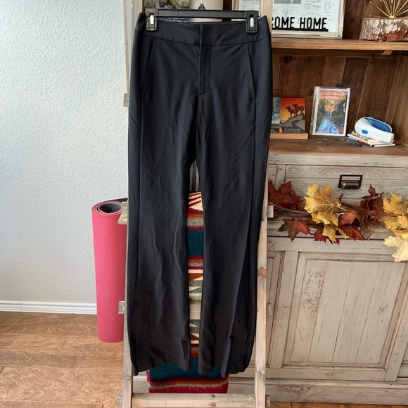 Athleta Pants - Athleta women’s Stellar Flare Trouser size 4